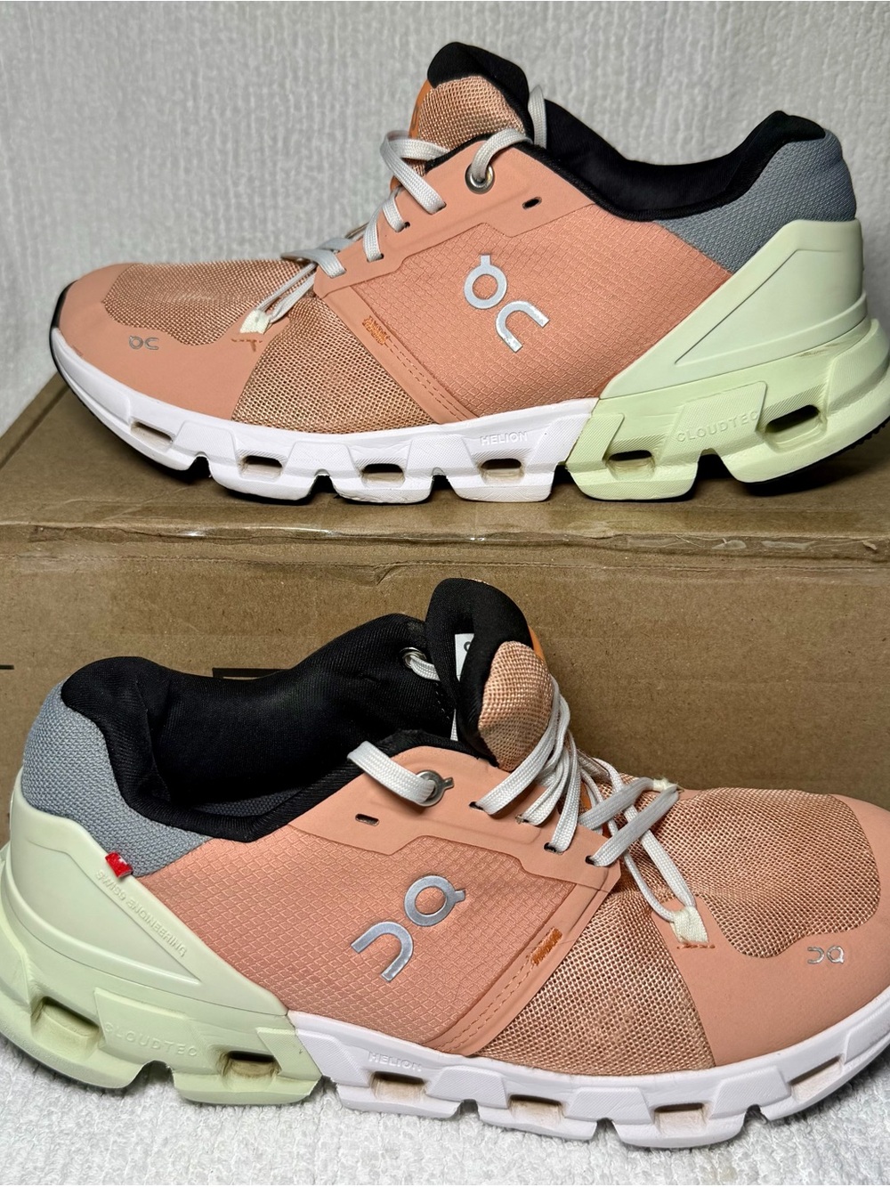 On Cloudflyer 4 Women’s Size 9 Peach Aloe Running Shoes 71.98669 CloudTec